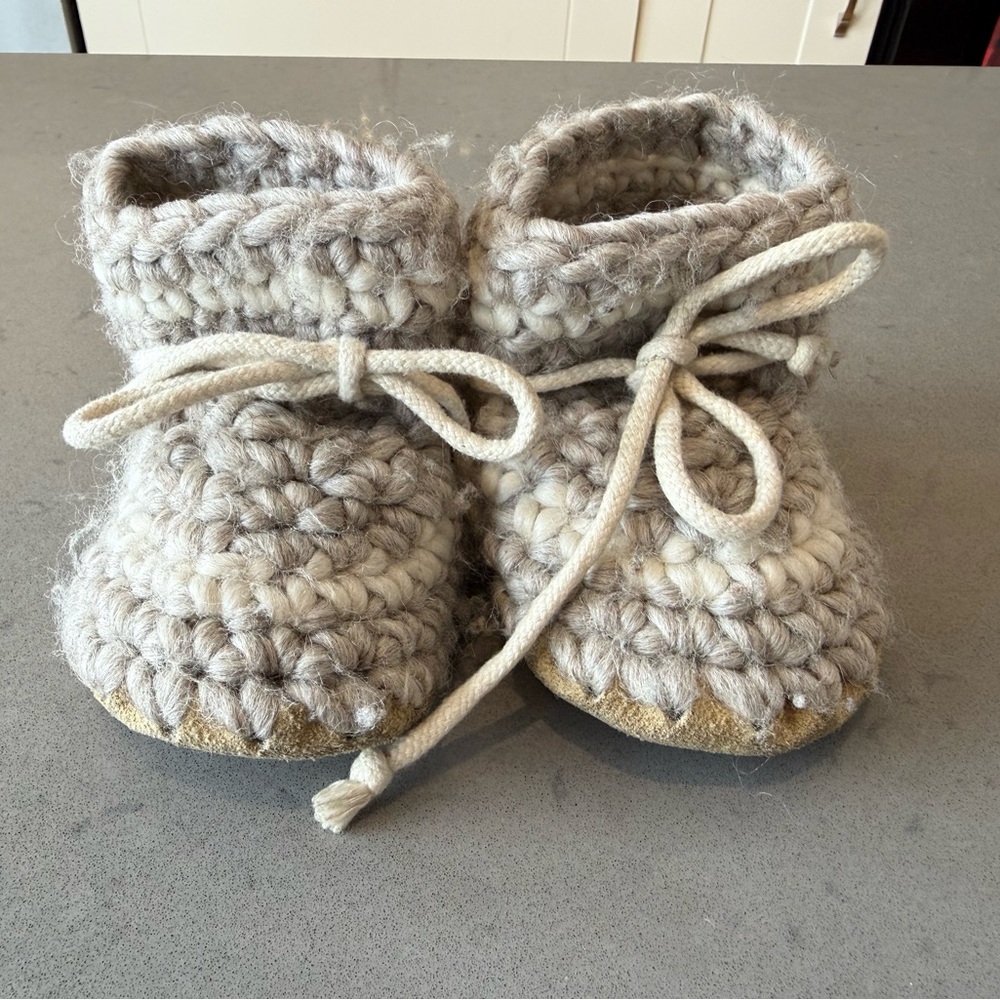 Padraig Cottage Cozy Knit baby Slippers/Booties size B5